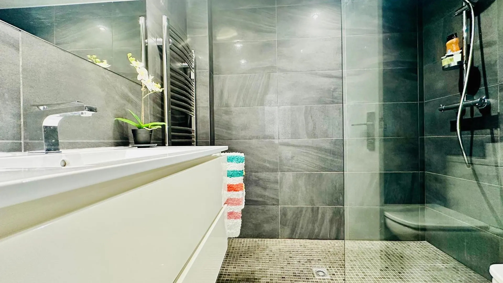 Global Immo 3327 Res Almadrava Apartman Roses